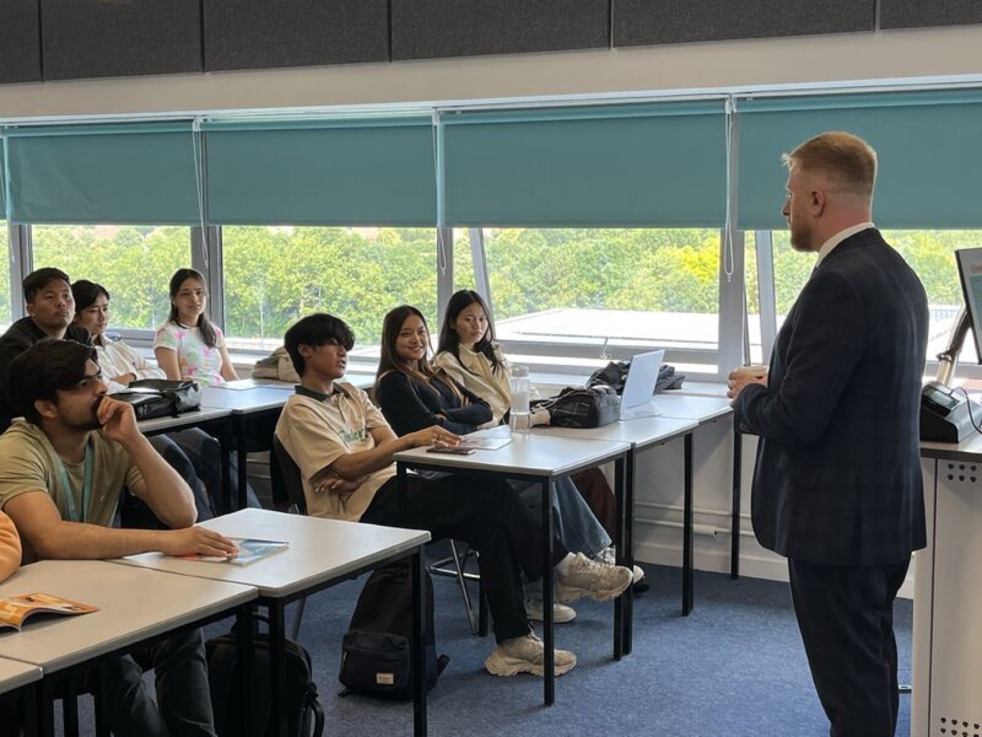 Dr Michael Palkowski teaching a seminar group